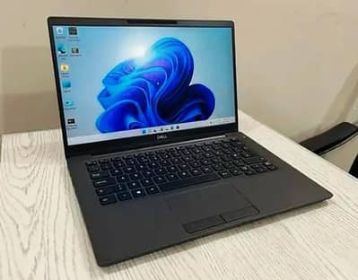 Core i5 Touch screen i5 8th  | 8GB RAM / 256GB SSD | Full HD