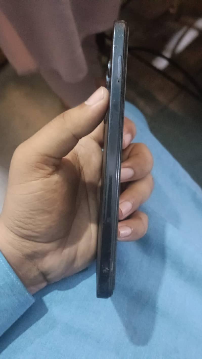 Infinix Note 30 256Gb 1