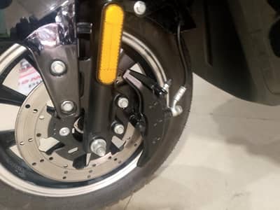 total geniun only 950 kilomete Chali ha only cal