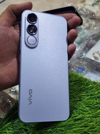 Vivo V70 FE 5G