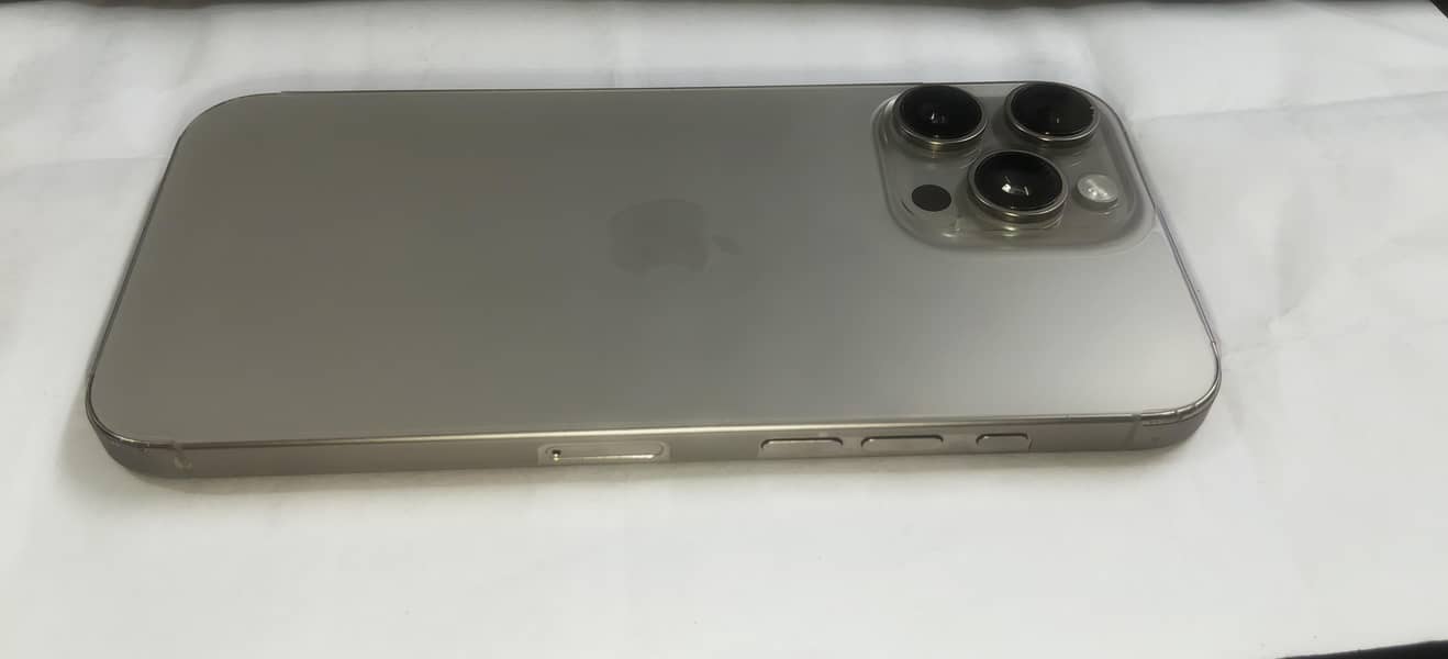 iPhone 16 Pro Max (256GB) H. K MODEL For Sale in Good Condition 1