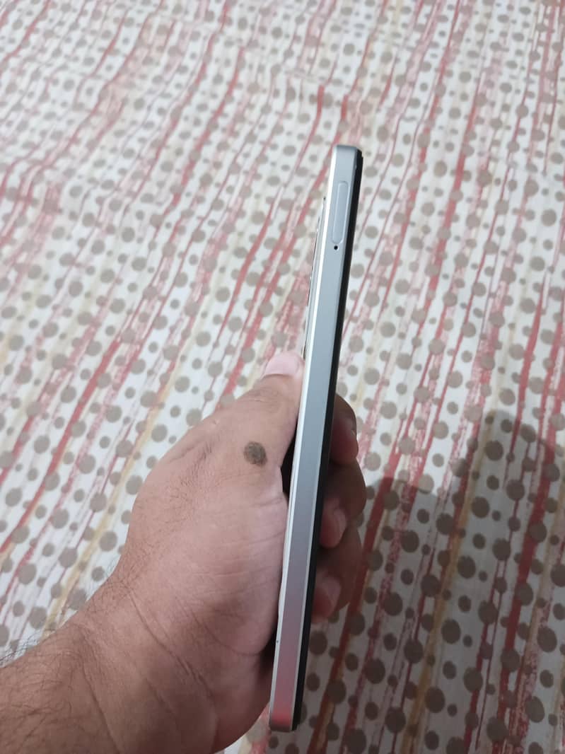 Realme C71 3