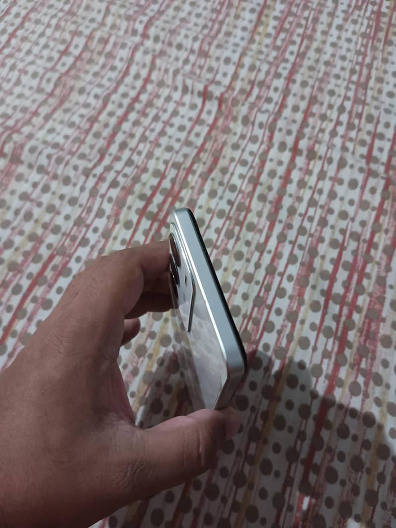 Realme C71 4