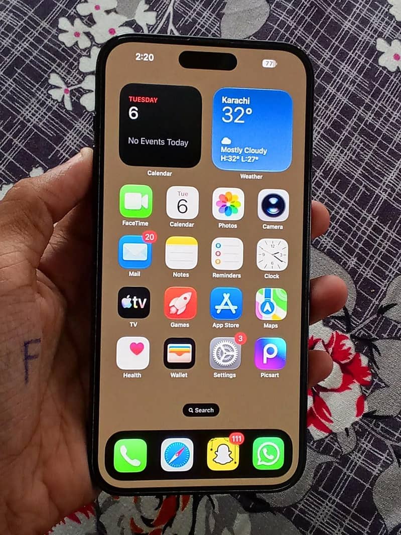 Apple iPhone 14 Pro Max 0