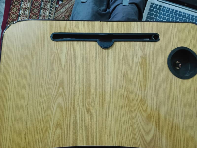 laptop table 1