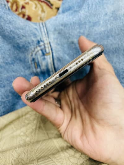 Apple iPhone XS