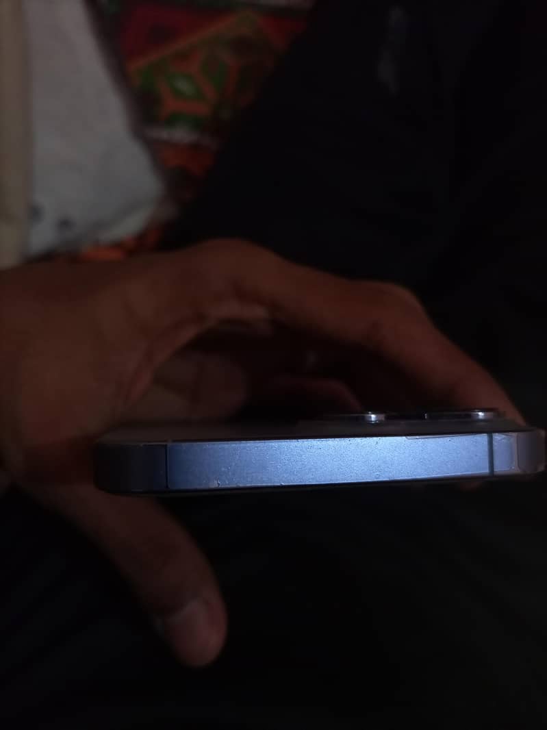 Apple iPhone 13 Pro Max 3