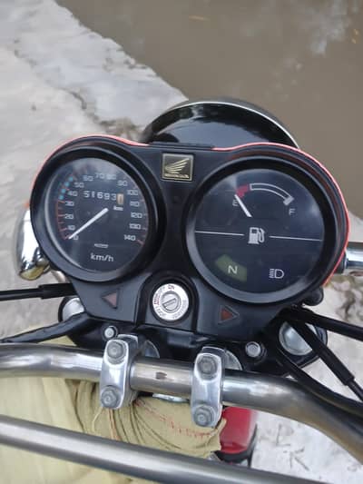 CD 100 2008 moldle