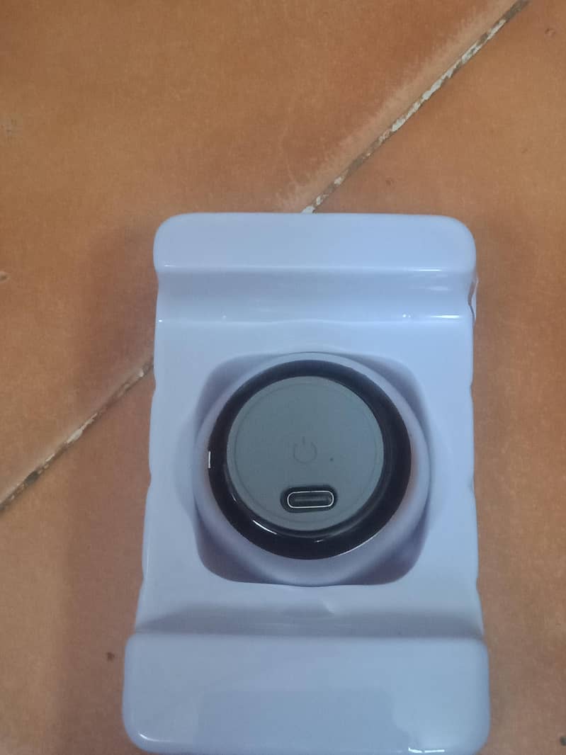 Speaker M3 1
