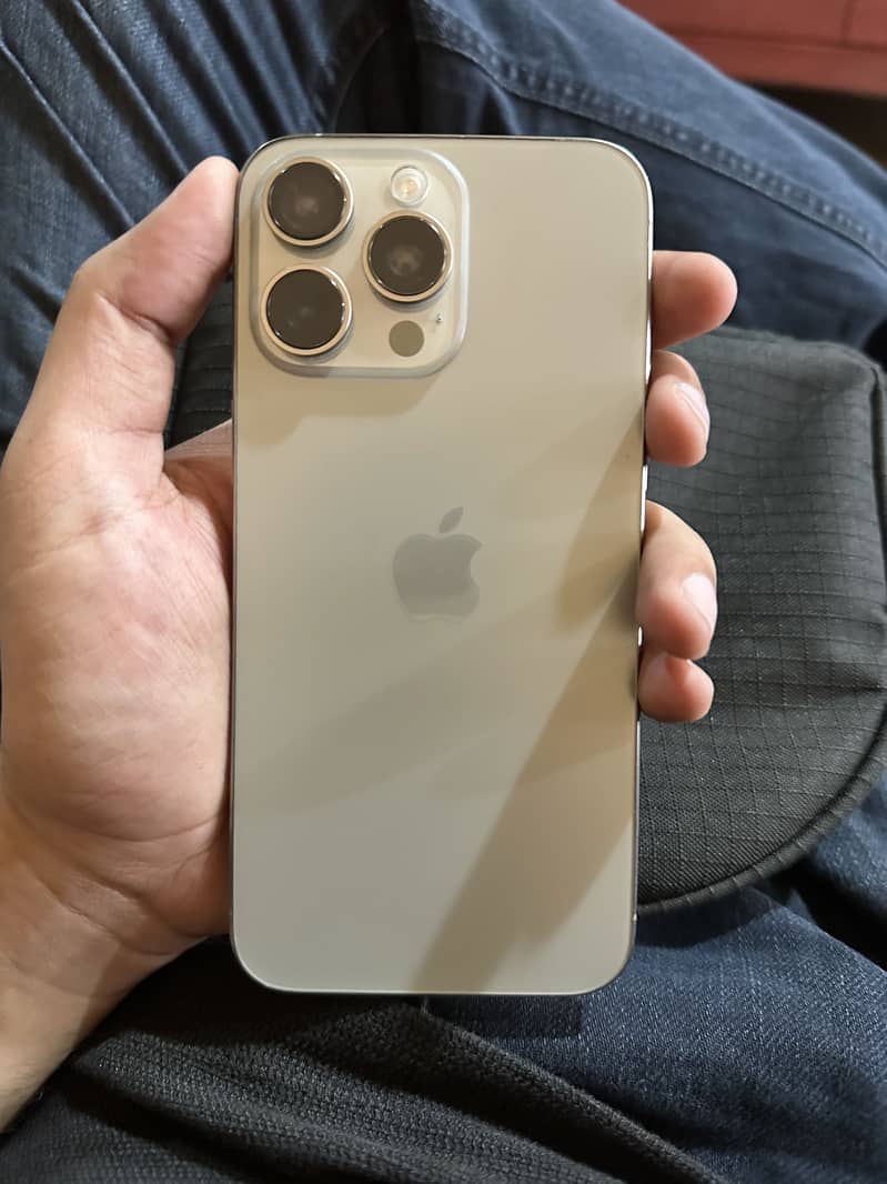 15 pro max 1