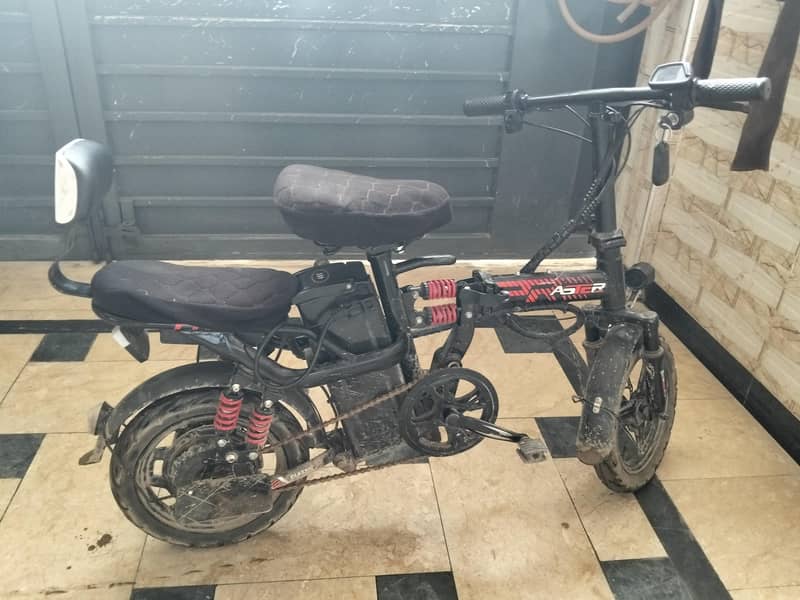 Scooty 8