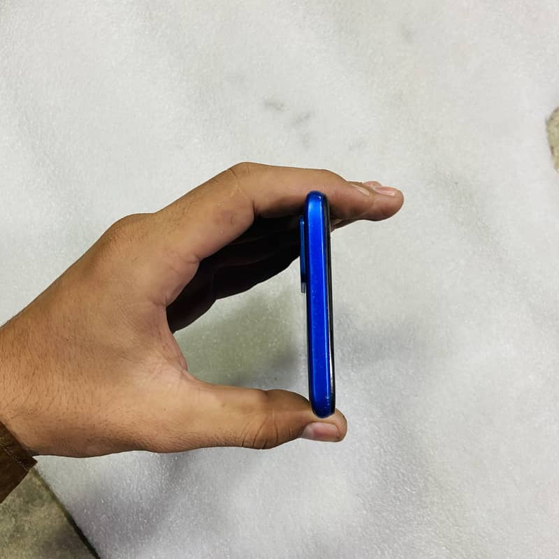 OPPO A54 0