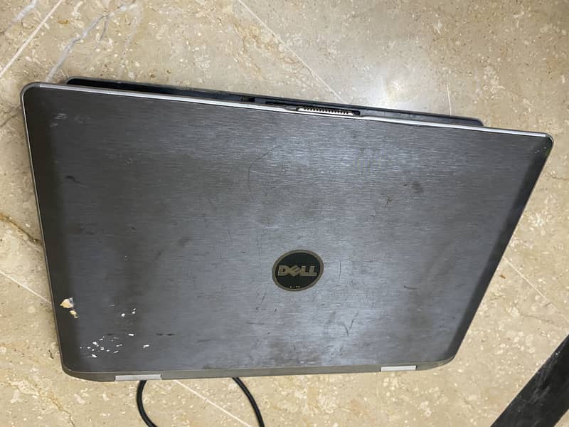 Dell latitude E series 1