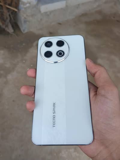 Tecno Spark 30 Pro