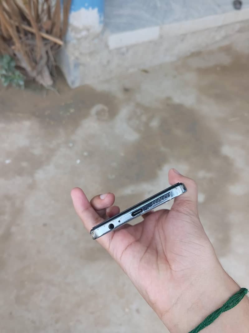 Tecno Spark 30 Pro 6