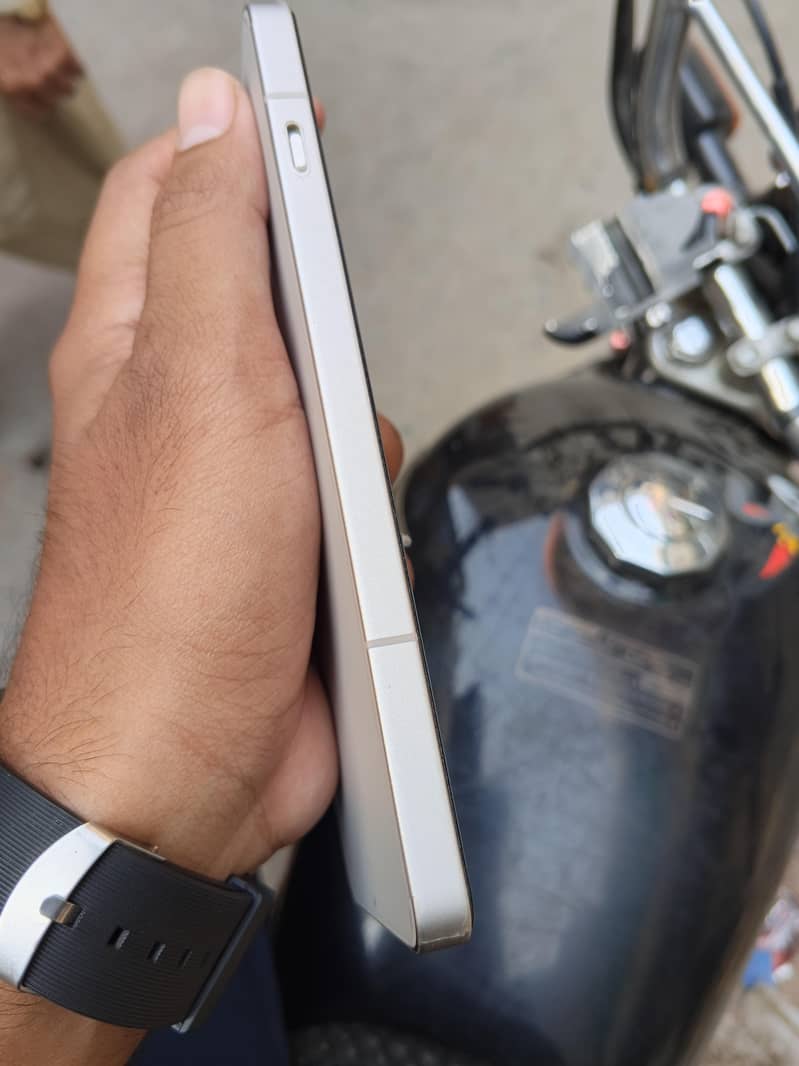 One Plus Ace 5 16/512 6