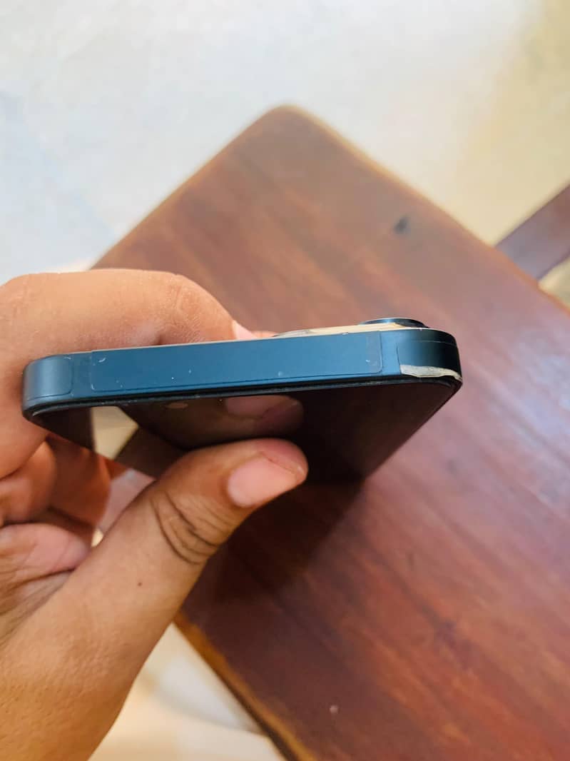 Apple iPhone 14 8