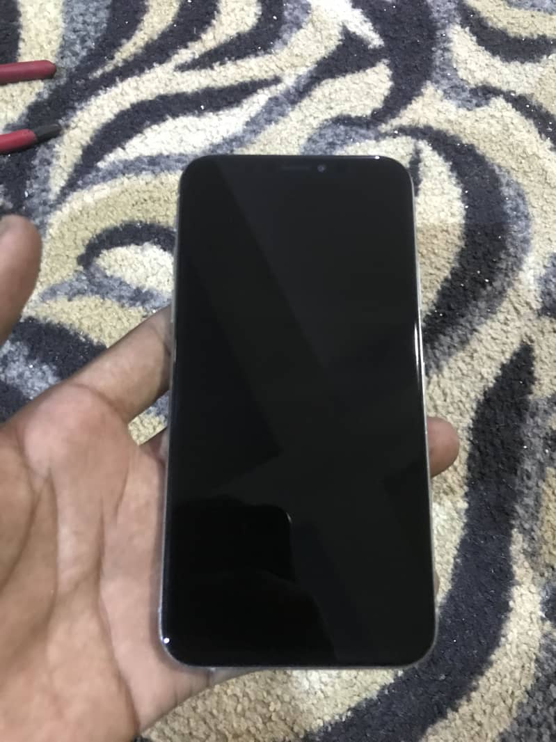 iPhone XS 1
