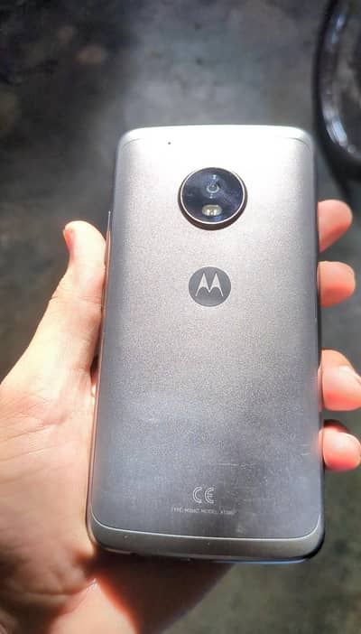 Moto G5 plus