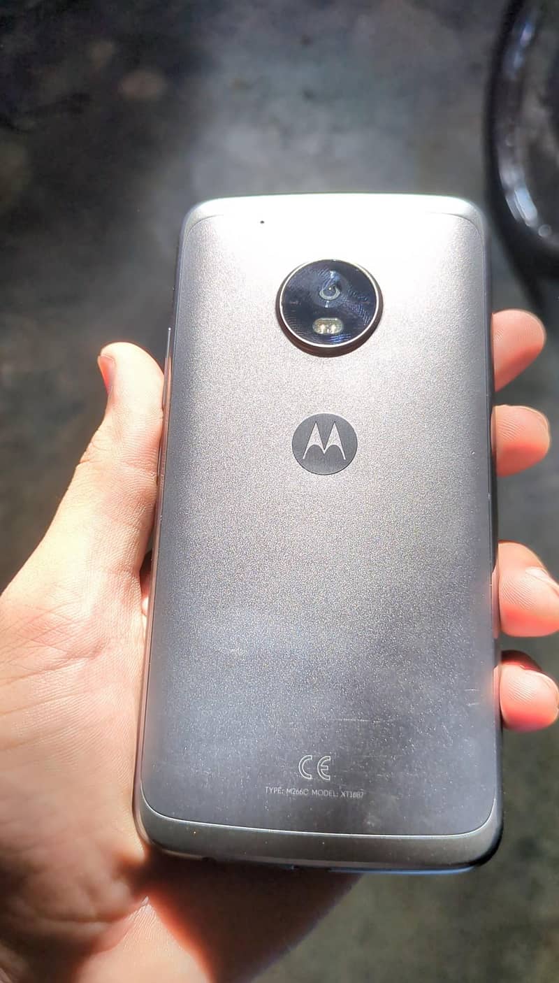 Moto G5 plus 0