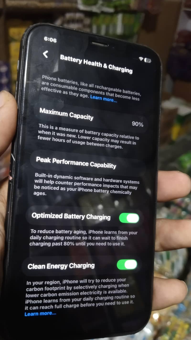 Apple iPhone 11 3