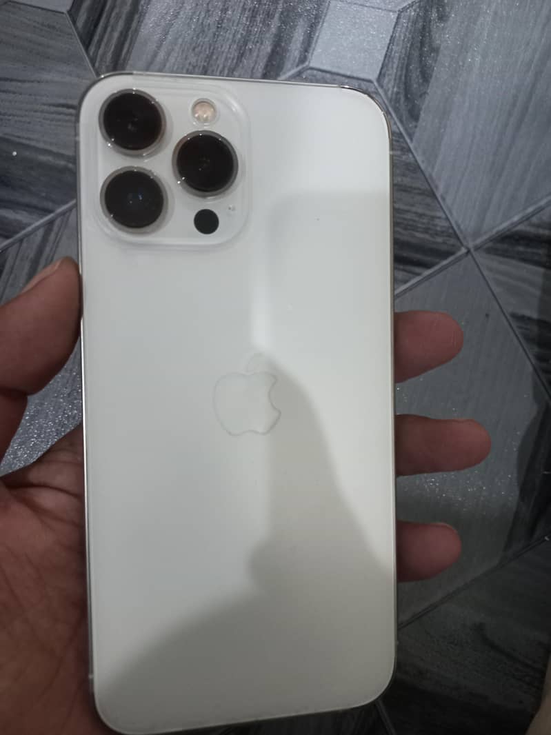 Apple iPhone 13 Pro Max 6