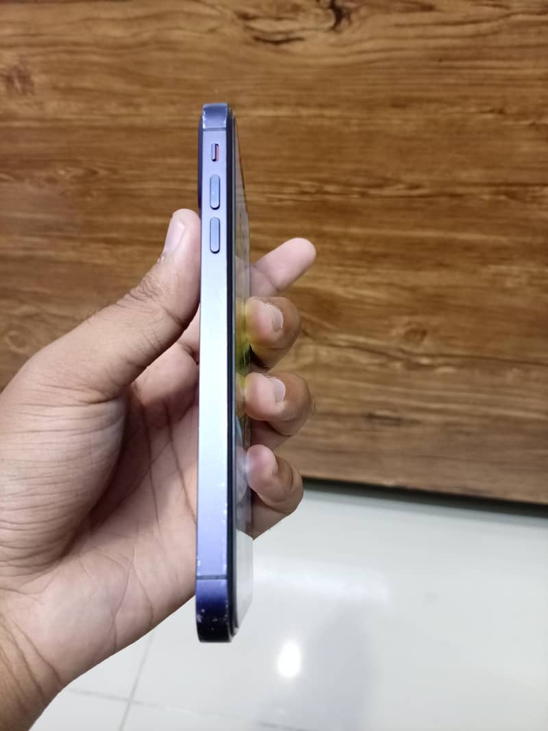 Apple iPhone XR 3