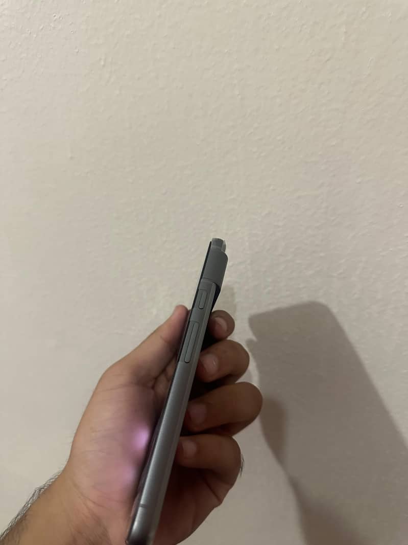 Google Pixel 8 7