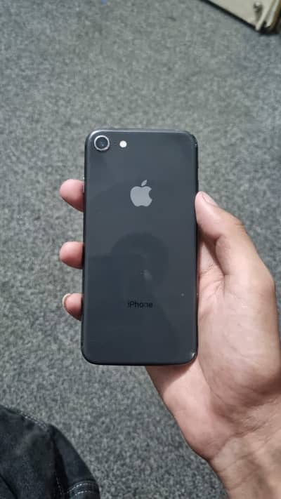 Apple iPhone 8