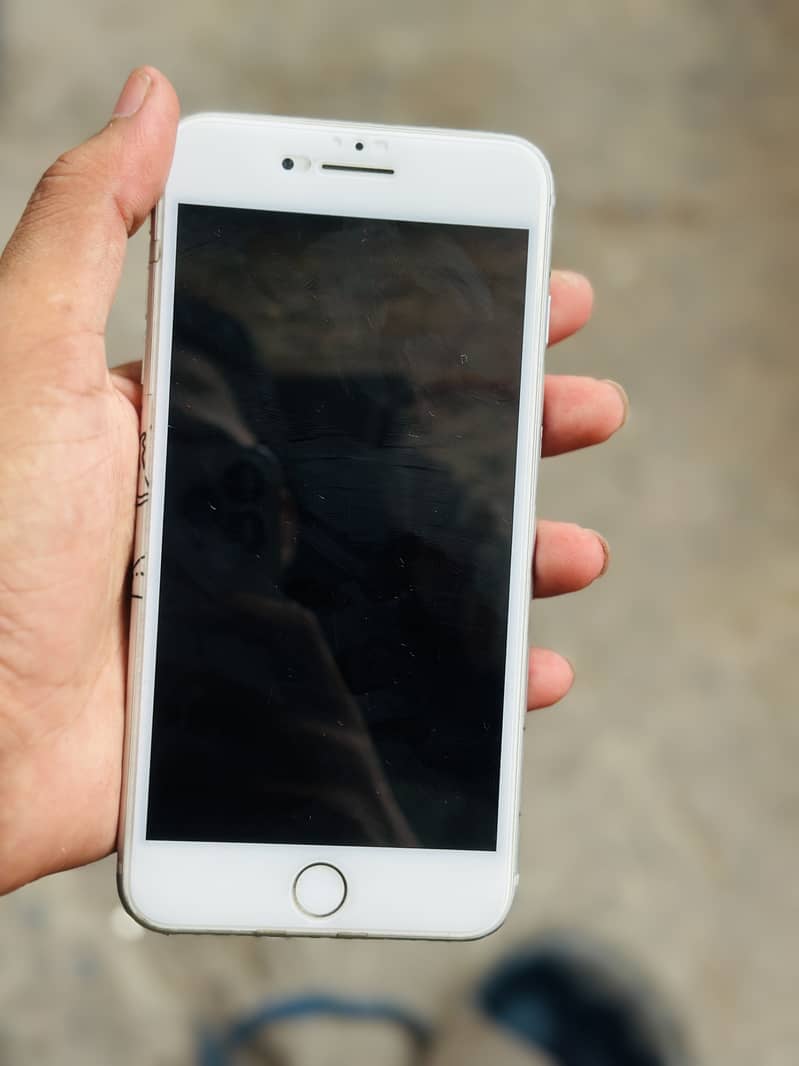 iPhone 8plus 2