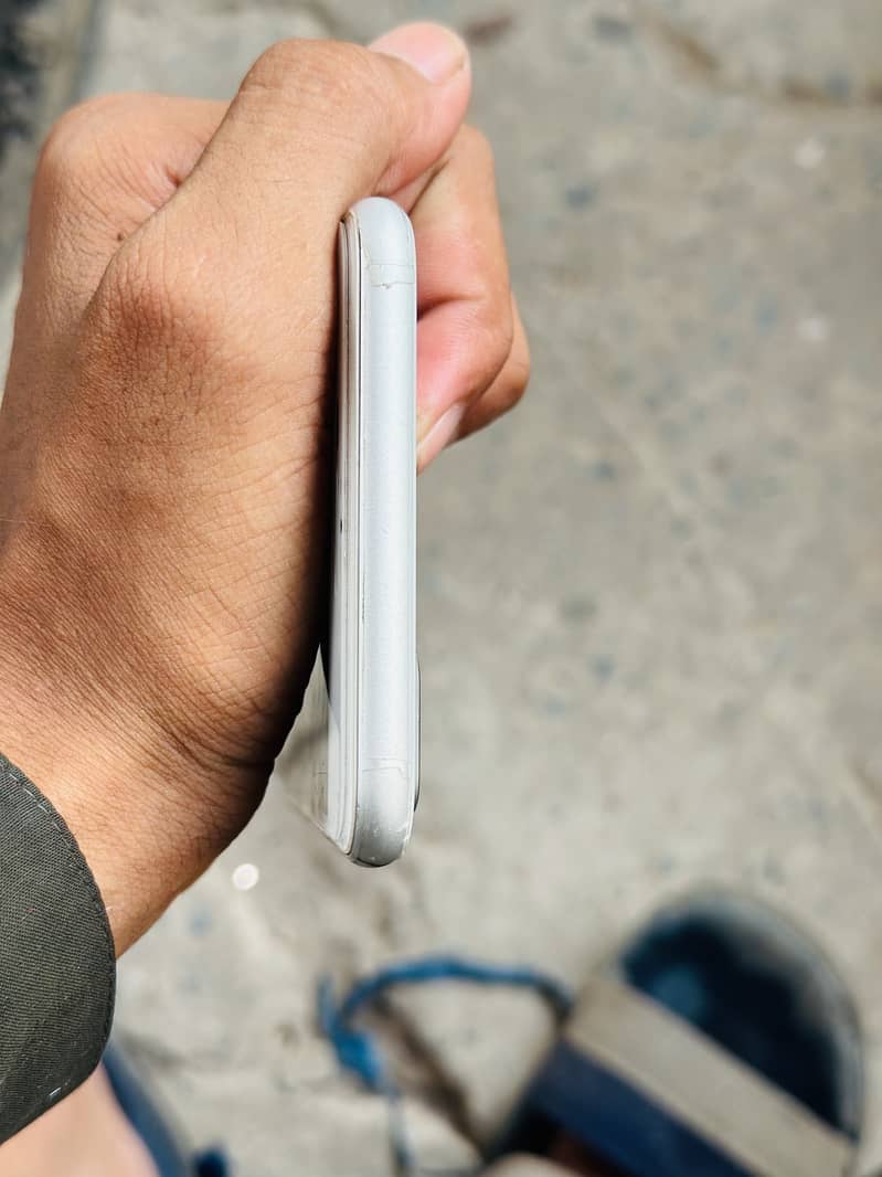 iPhone 8plus 3