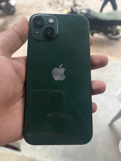 Apple iPhone 13