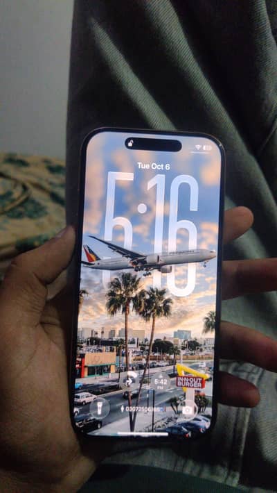 Apple iPhone 16 Pro