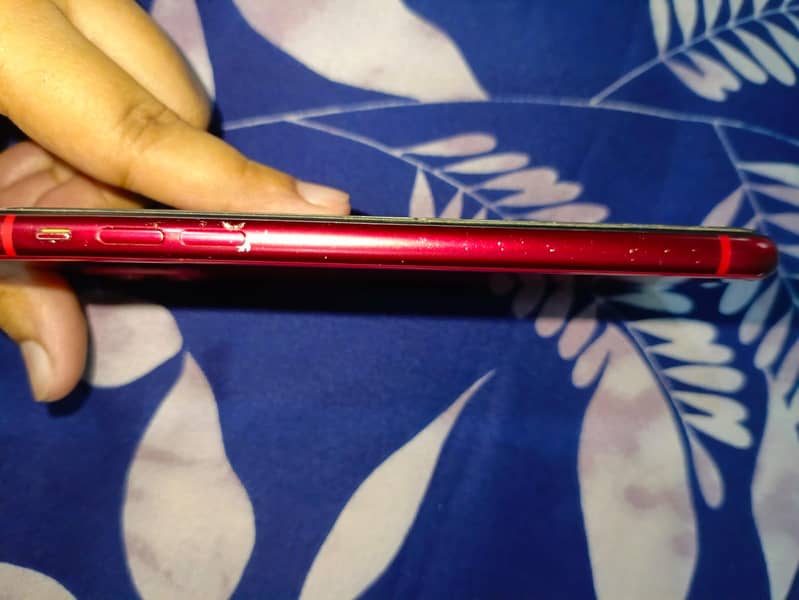 Apple iPhone 11 7
