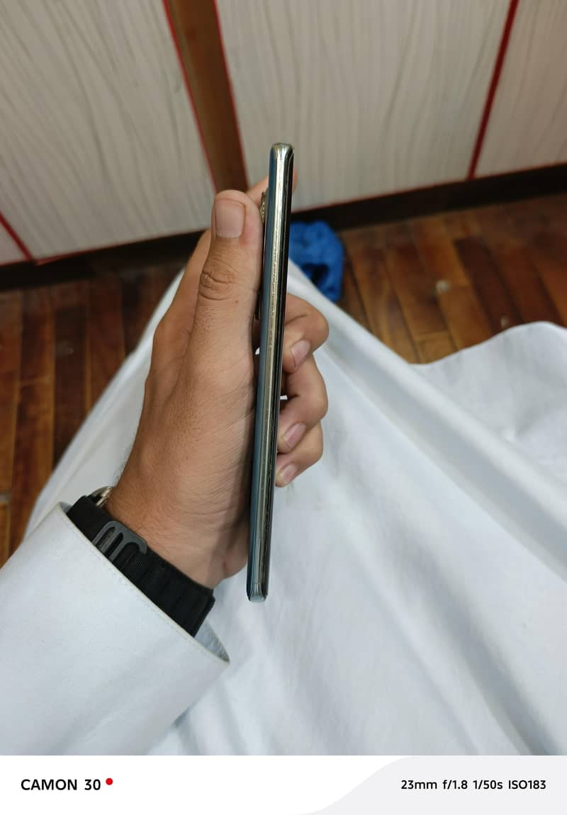 Infinix Zero 40 4
