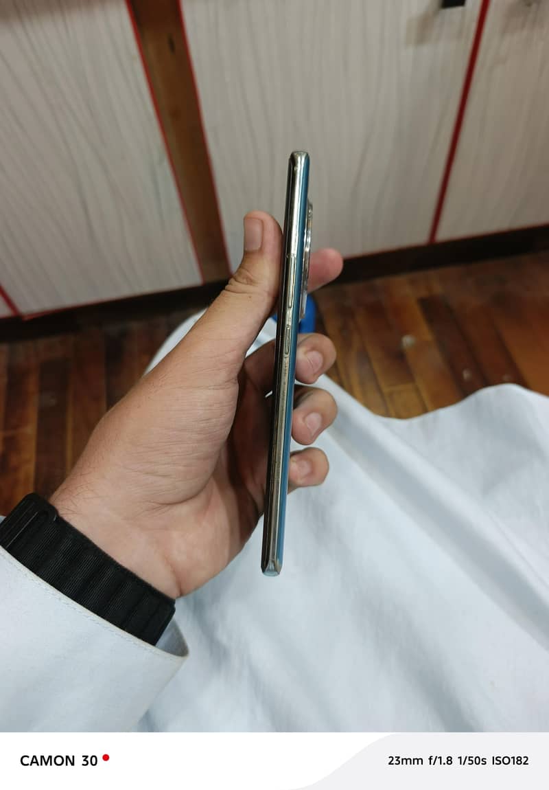Infinix Zero 40 6