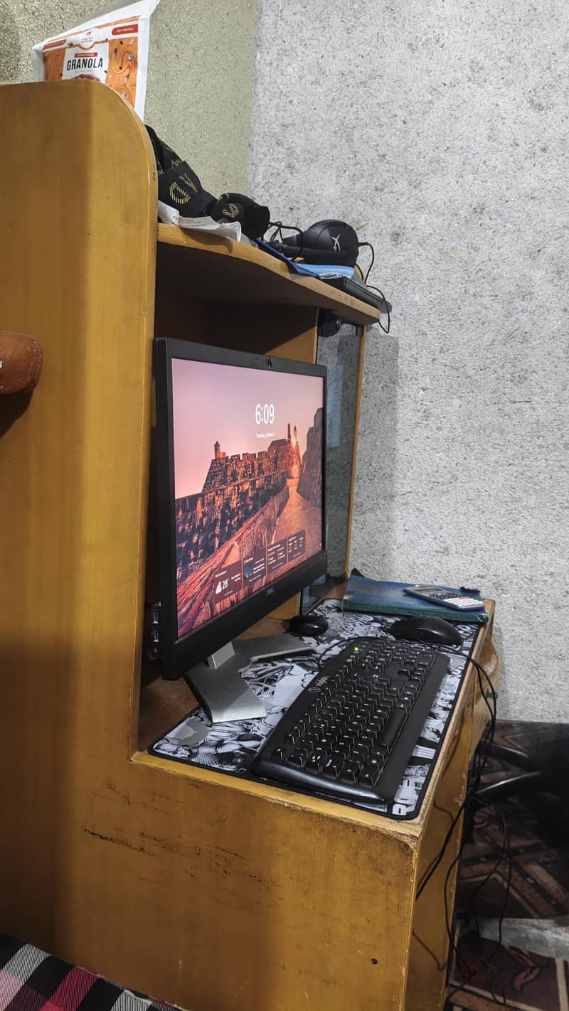 PC & STUDY TABLE 1