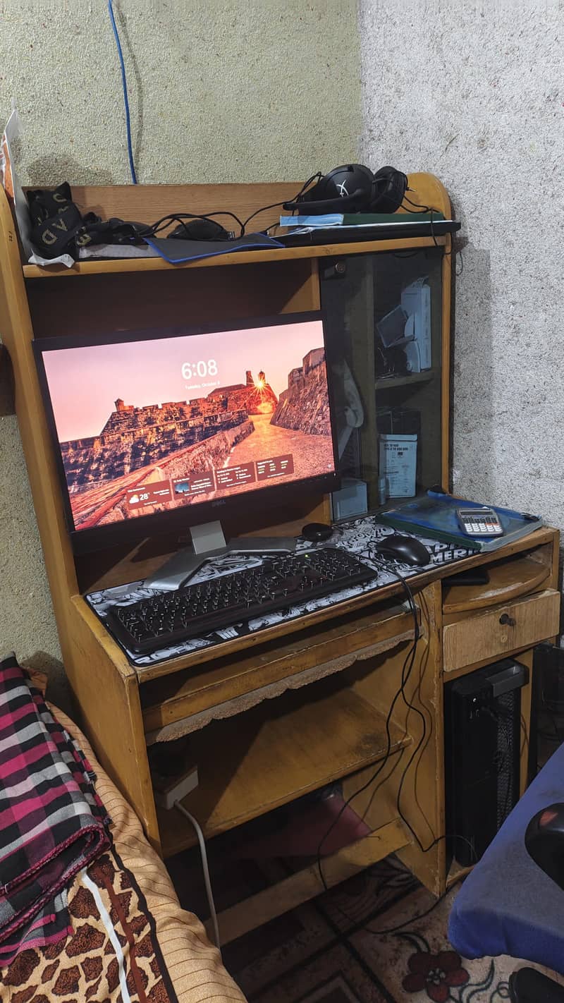 PC & STUDY TABLE 3
