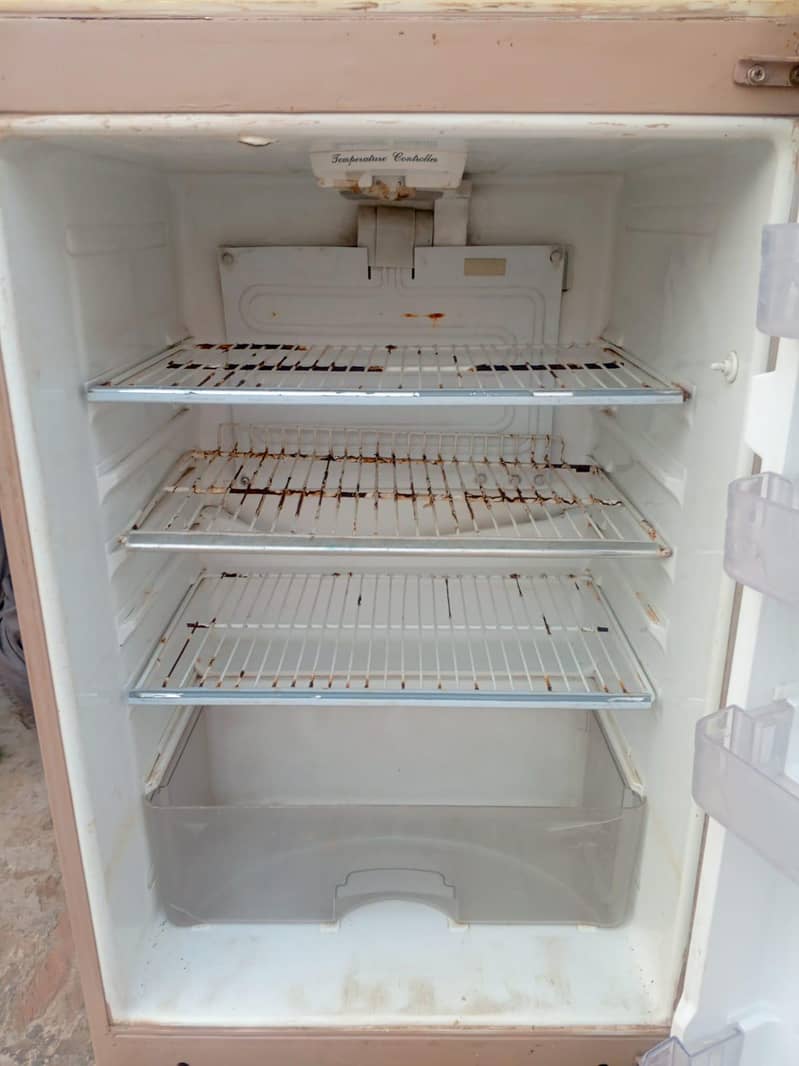 Dawlance refrigerator 5