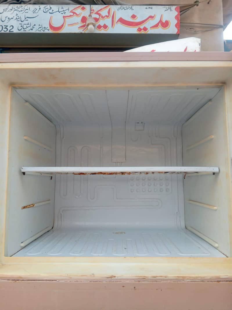 Dawlance refrigerator 6