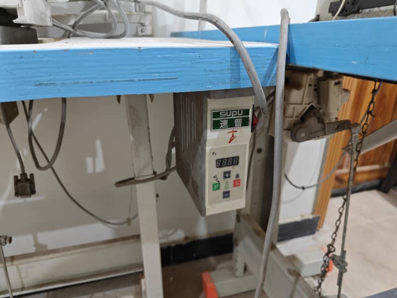 2 Pico & overlock machine 1