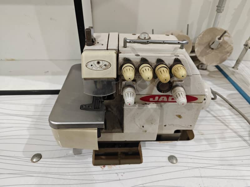 2 Pico & overlock machine 2
