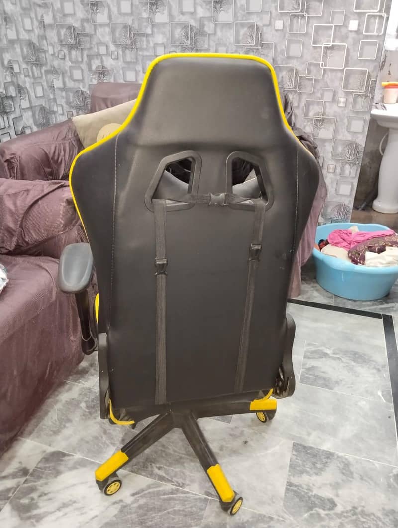 chair 0