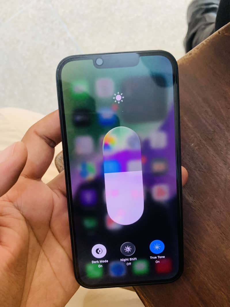 Apple iPhone 14 9