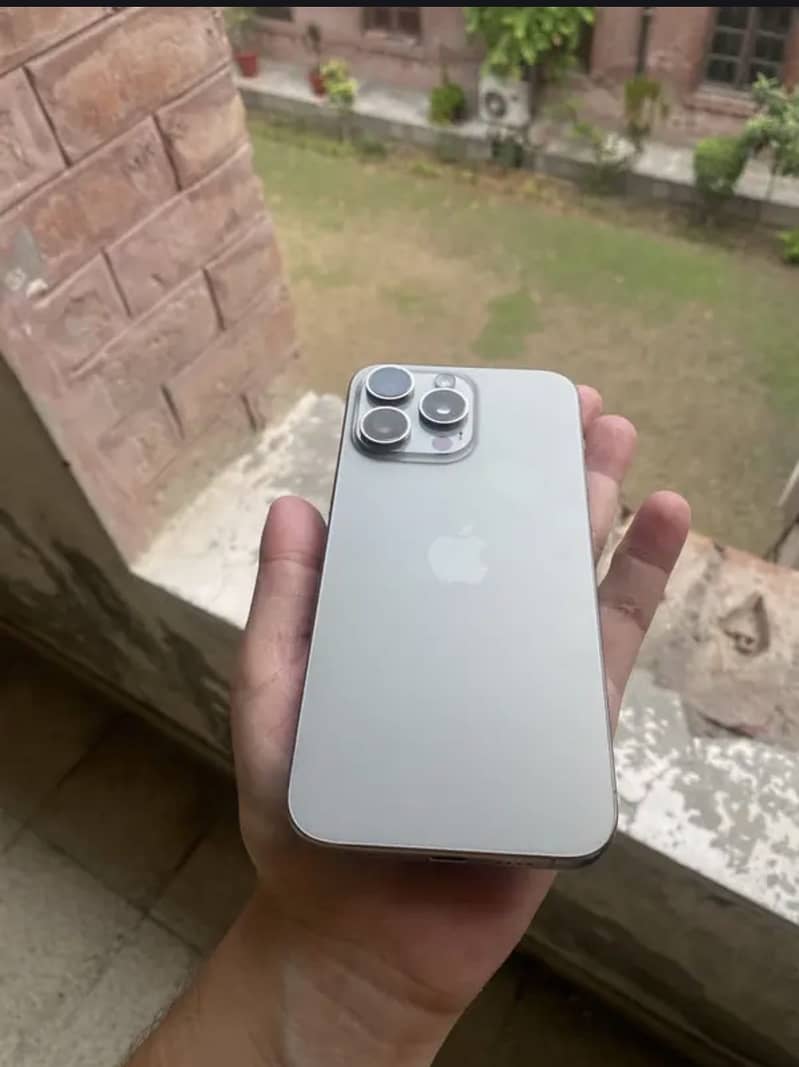 iPhone 15 Pro Max PTA 2