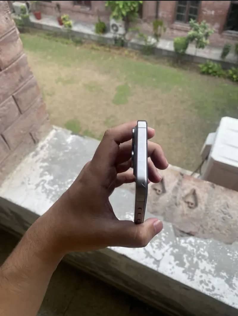 iPhone 15 Pro Max PTA 3