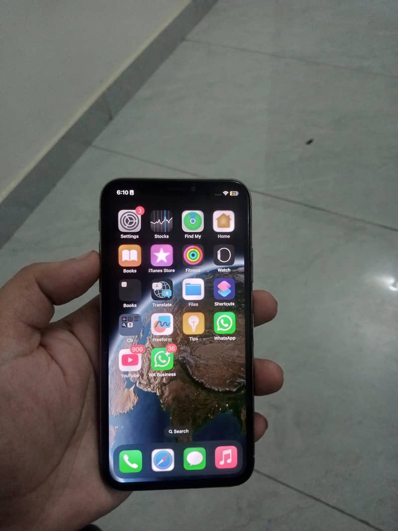 Apple iPhone X 1