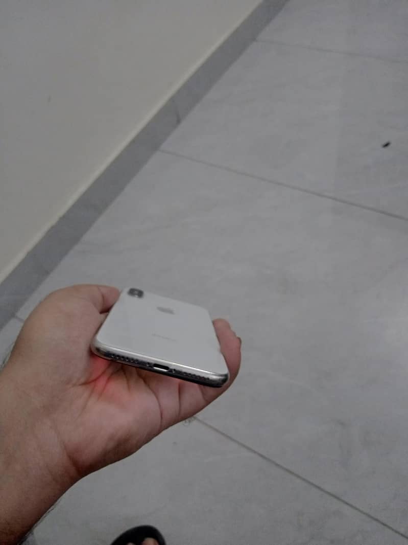 Apple iPhone X 2