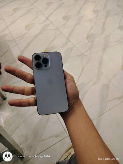 Apple iPhone 13 Pro