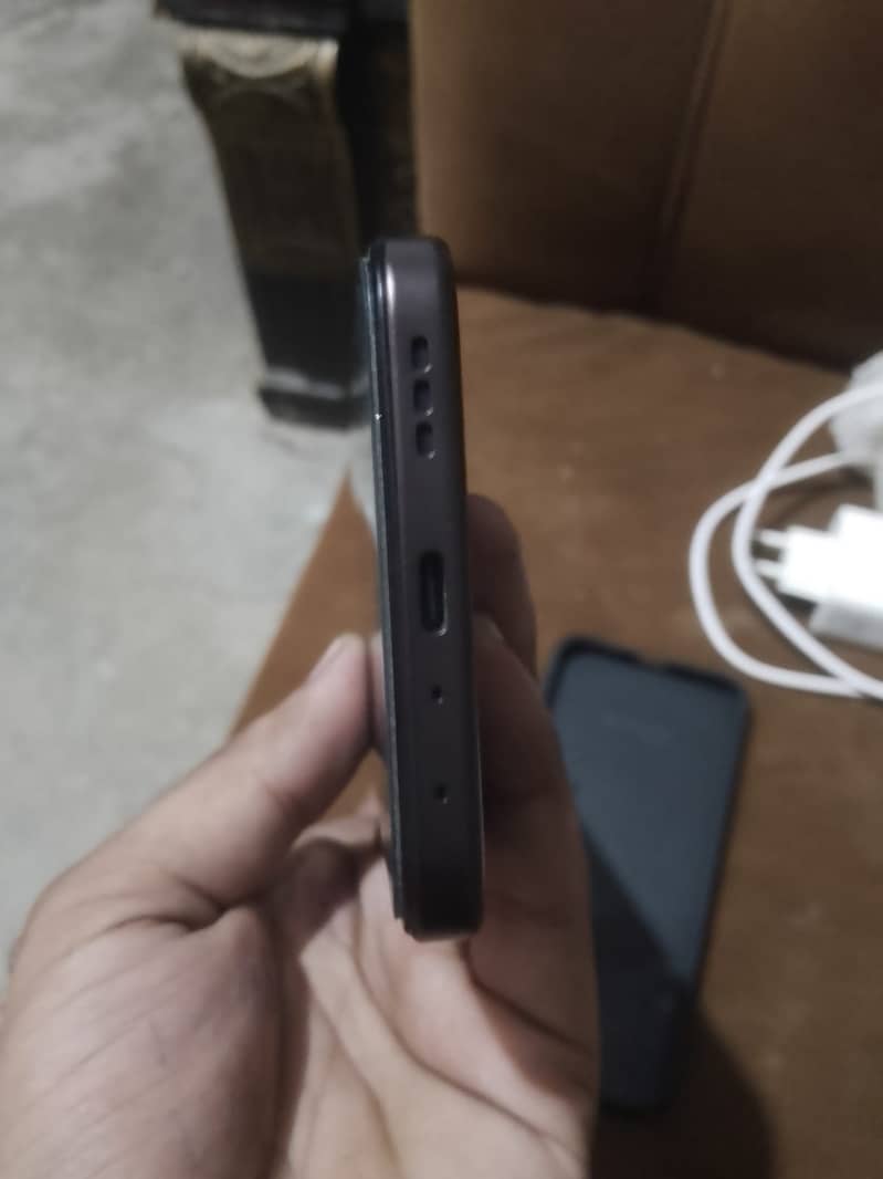OPPO A6s 4